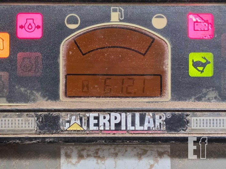 2008-caterpillar-301.8c-image-26