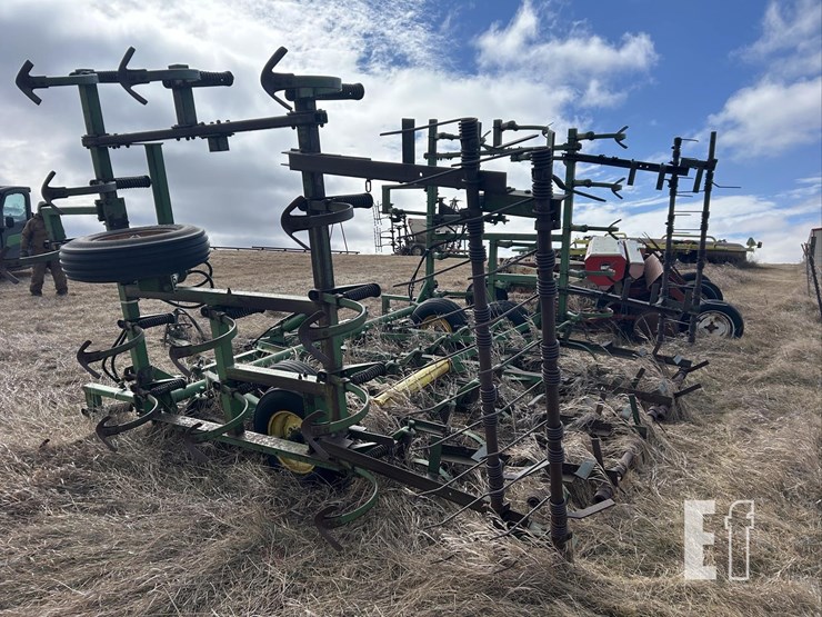 john-deere-1000-image-5