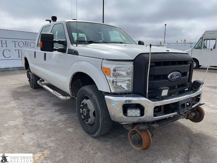 2014-ford-f350-image-3