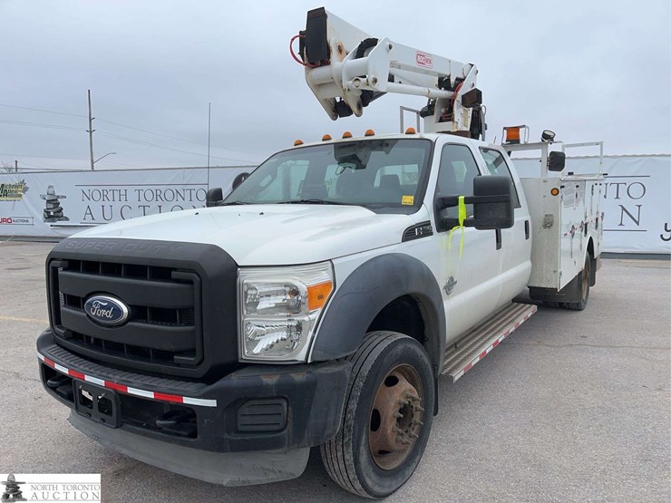 2011-ford-f550-image-1