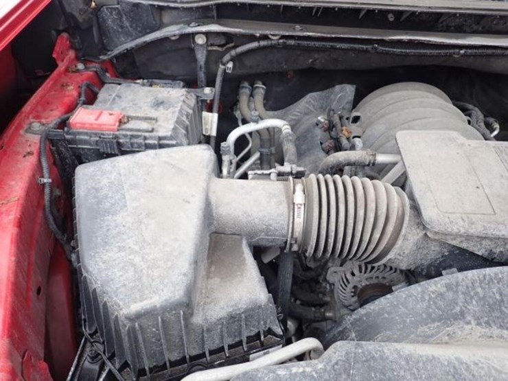 2022-chevrolet-2500hd-image-43