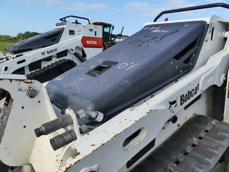 2018-bobcat-mt85-image-8