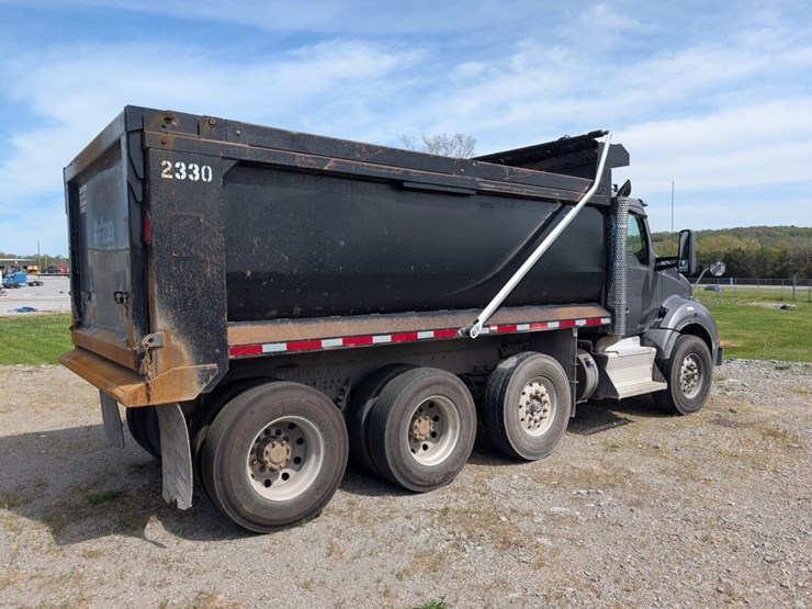 2015-kenworth-t880-image-3