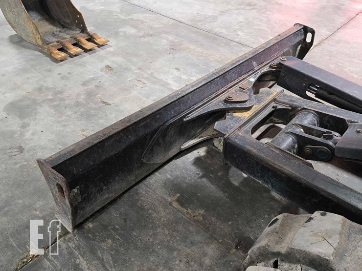 2016-caterpillar-305e2-cr-image-16