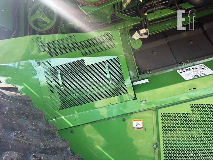 2019-john-deere-s790-image-16