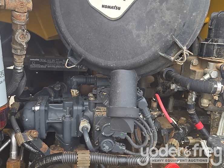 2014-komatsu-d61px-23-image-74