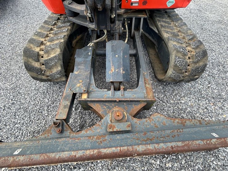 2016-kubota-kx080-4-image-14