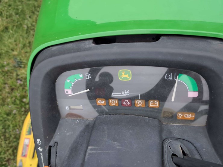 john-deere-x485-image-10
