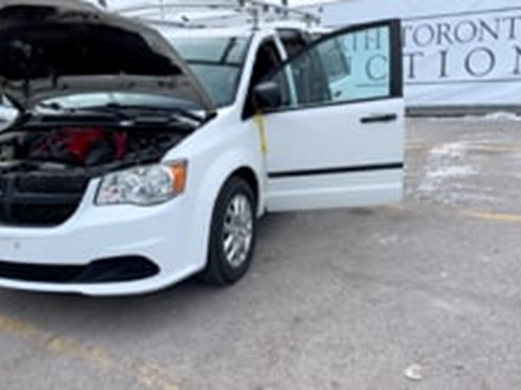 2015-ram-c/v-image-9