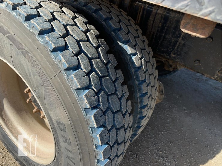 2002-kenworth-t800-image-40