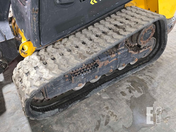 2020-jcb-3ts-8t-image-27