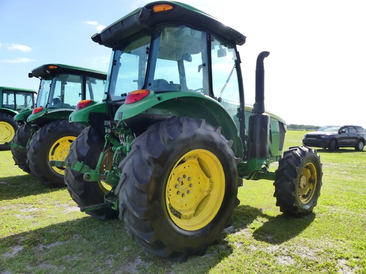 john-deere-5100e-image-3