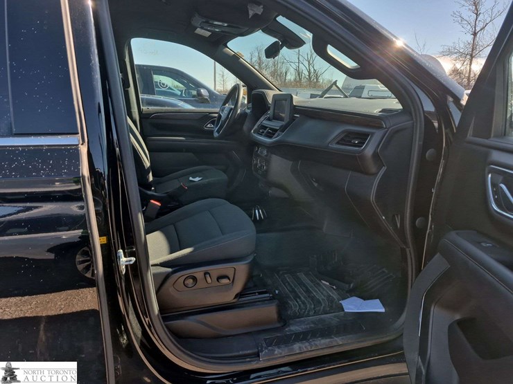 2021-chevrolet-tahoe-image-23