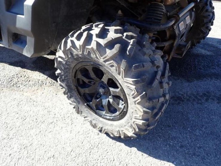 2021-can-am-defender-limited-hd10-4x4-side-by-side-image-35