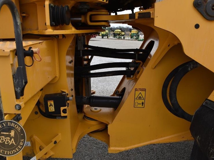 2015-volvo-l150h-image-31