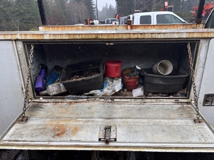 2001-ford-f350-image-15