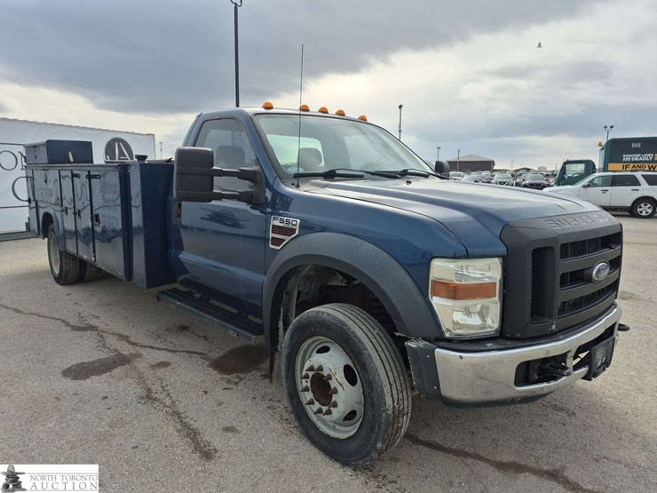 2008-ford-f550-image-3