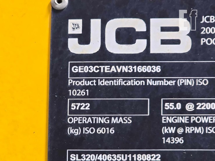 2022-jcb-3ts-8t-image-35