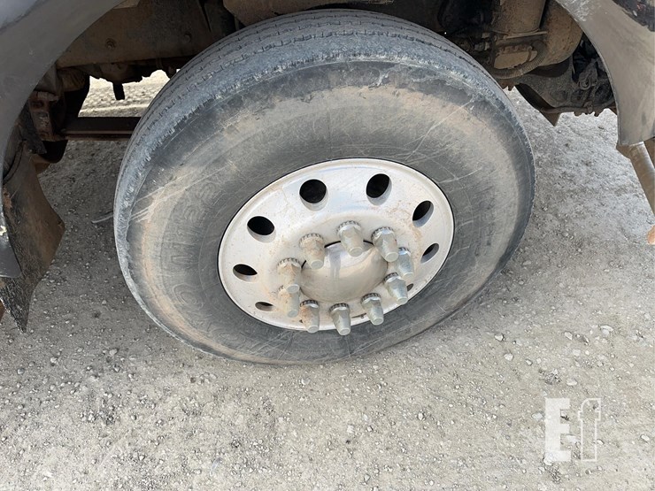 2005-kenworth-t800-image-34