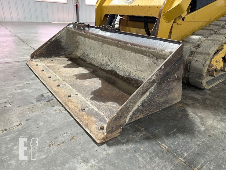 2023-caterpillar-259d3-image-10