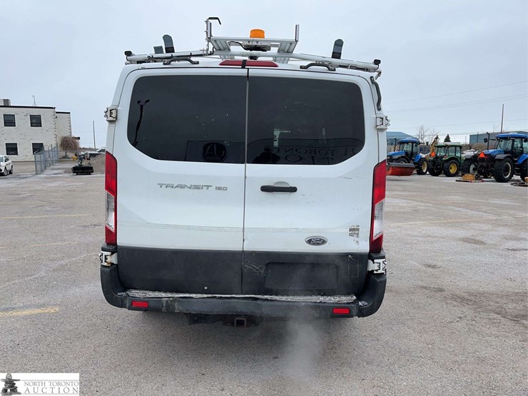 2015-ford-transit-image-6