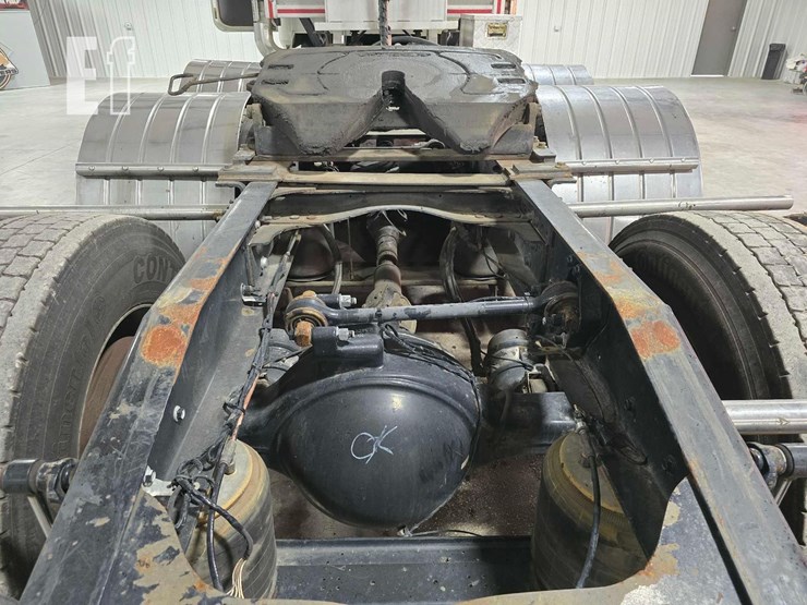 2017-mack-pinnacle-chu613-image-18