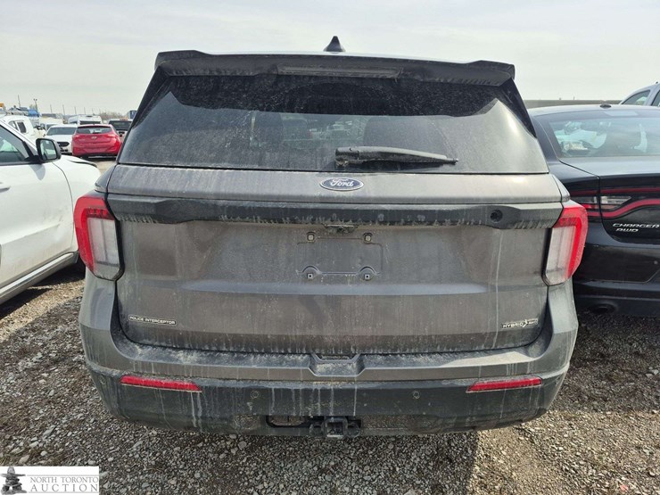 2025-ford-explorer-image-5