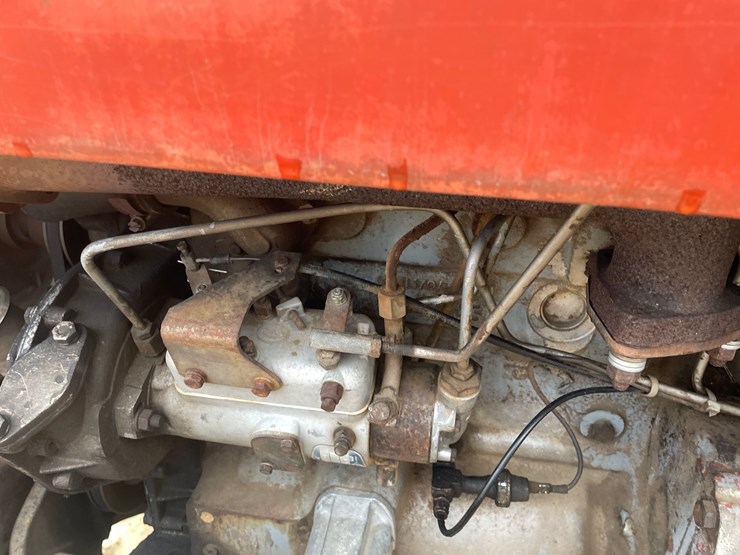 massey-ferguson-230-image-44