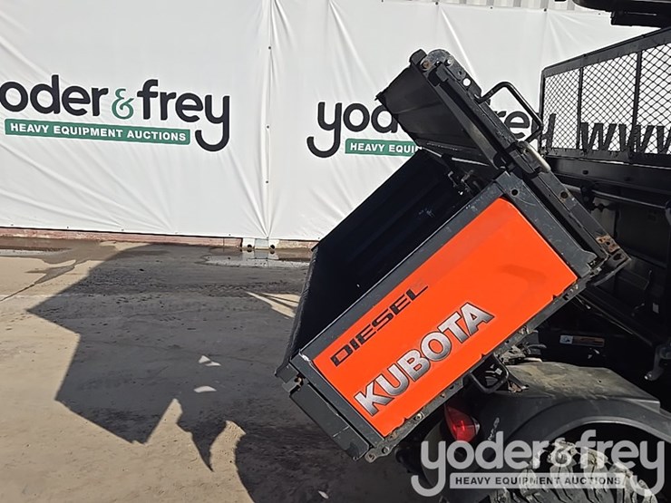 2018-kubota-rtvx1140-image-30