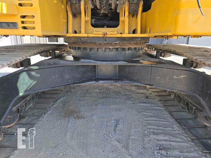 2019-caterpillar-325flcr-image-26