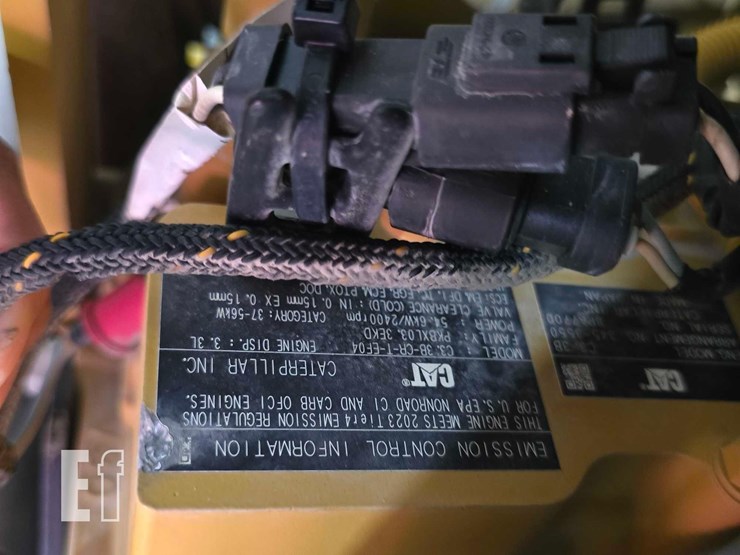 2023-caterpillar-259d3-image-25