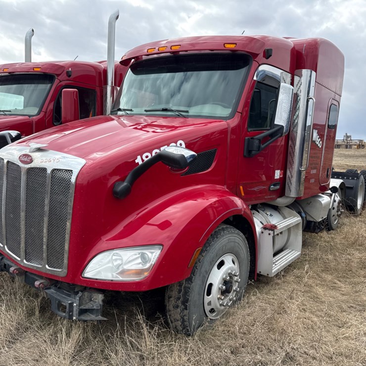 2018 PETERBILT 579