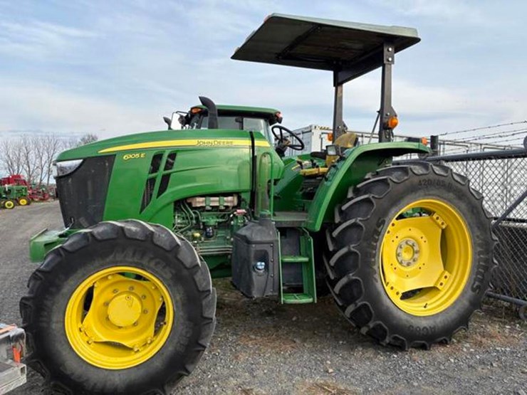 2020-john-deere-6105e-image-1