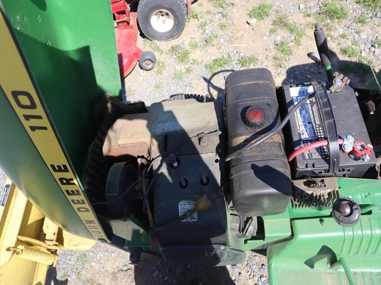 john-deere-110-image-13