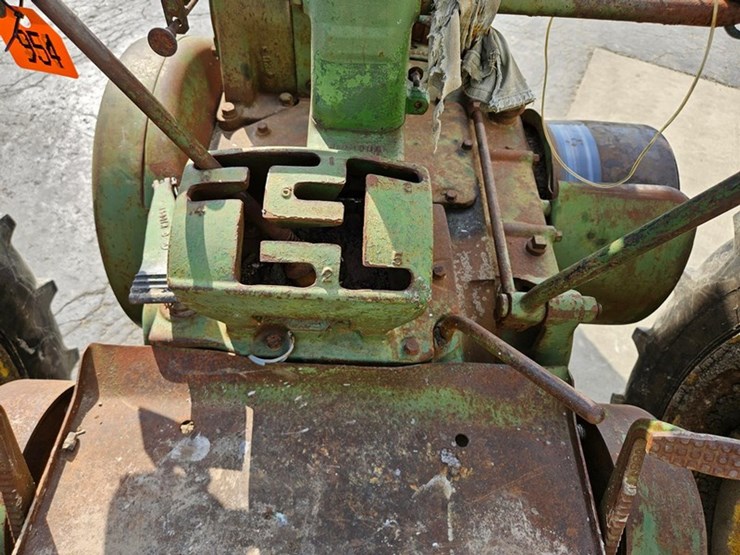 1952-john-deere-model-a-image-30