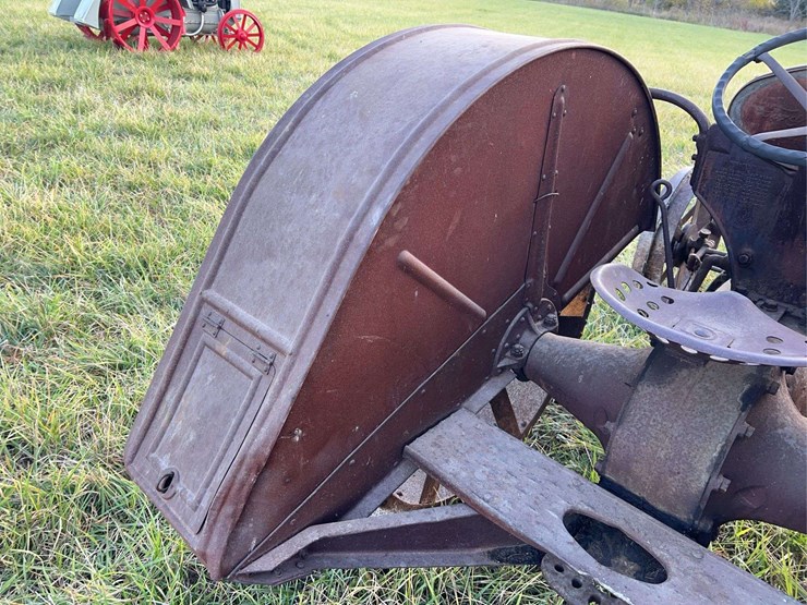 1924-fordson-tractor-image-47