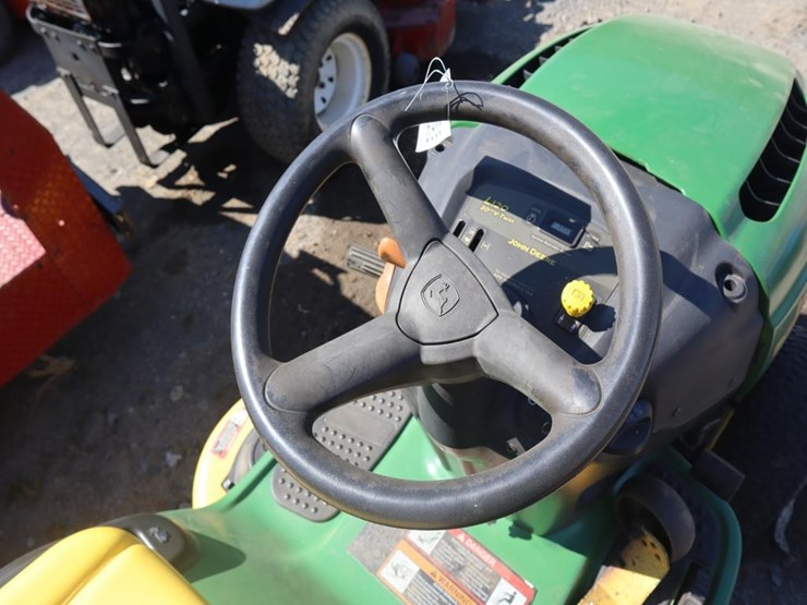 john-deere-120-image-16