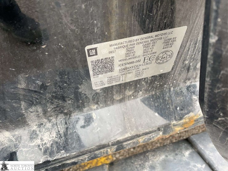 2018-chevrolet-suburban-image-26