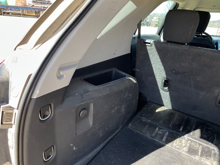 2013-chevrolet-equinox-image-45