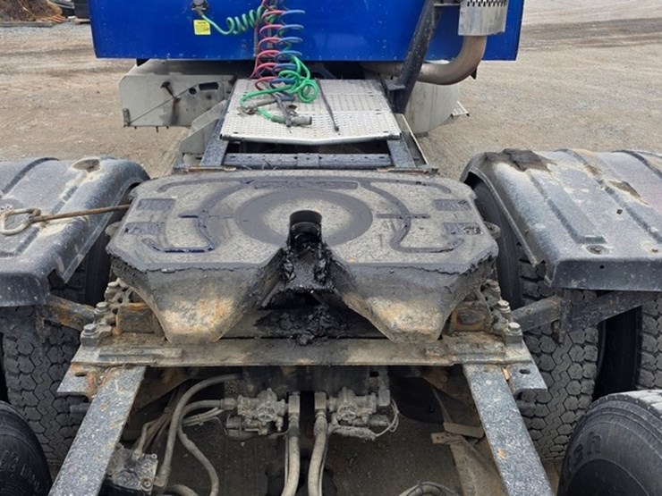 2006-international-9900-image-24