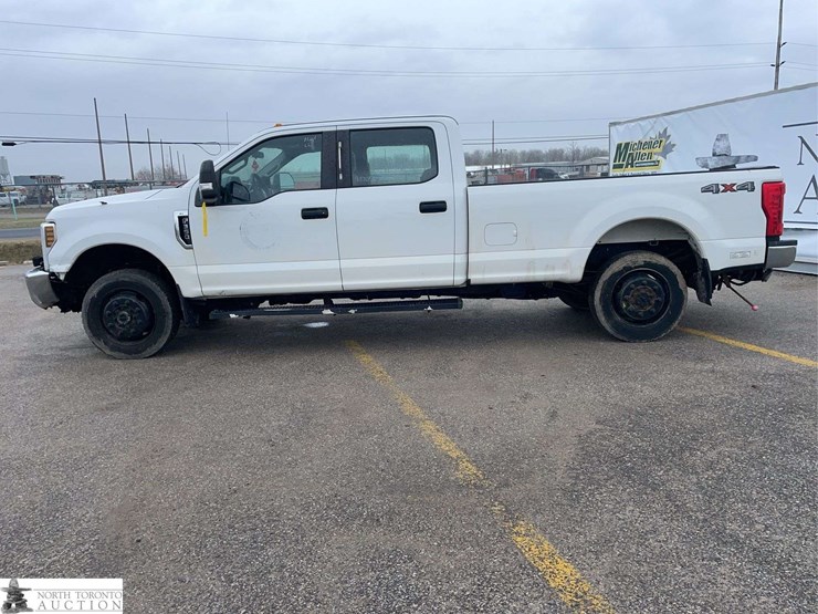 2019-ford-f350-image-8