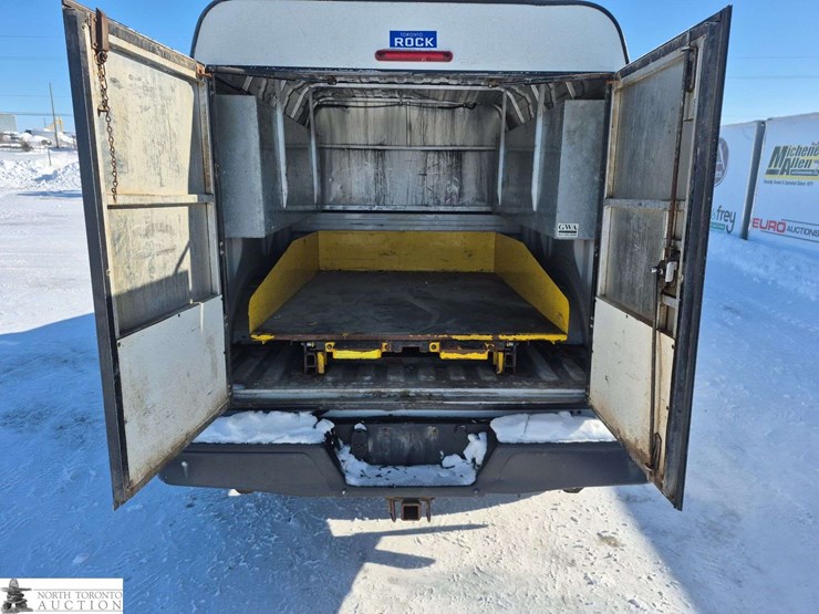 2017-ford-6.5-ft-image-24