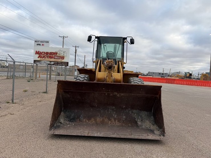 1998-caterpillar-938g-image-2