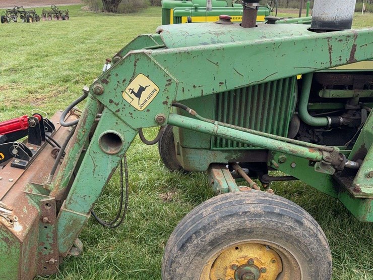 john-deere-420-image-8