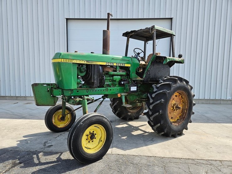 1982-john-deere-4240-image-1