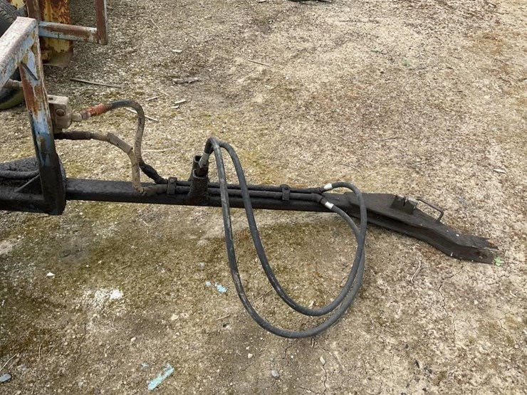 new-holland-5'-pull-hyd.-hay-turner-image-8