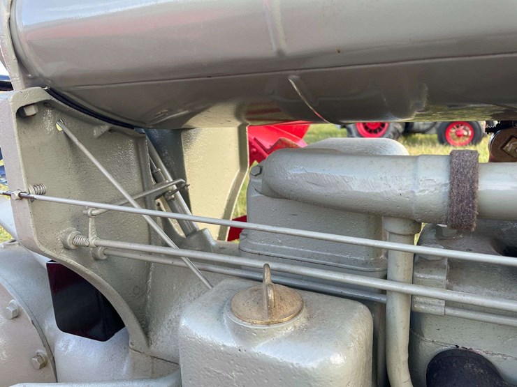 1918-fordson-tractor-image-37