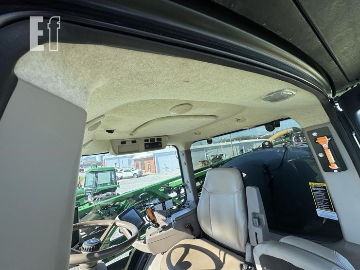 2017-john-deere-r4038-image-35