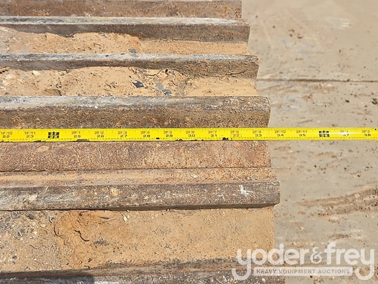 2019-caterpillar-336-image-23