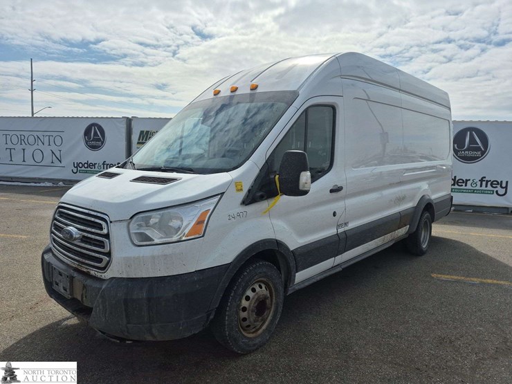 2016-ford-transit-image-1